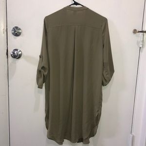 Forever 21 Tops - Forever 21 blouse Forever 21 Tops - Forever 21 blouse